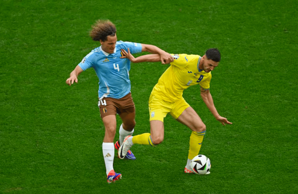 球星爆发！FIFA电竞赛场再现神级操作