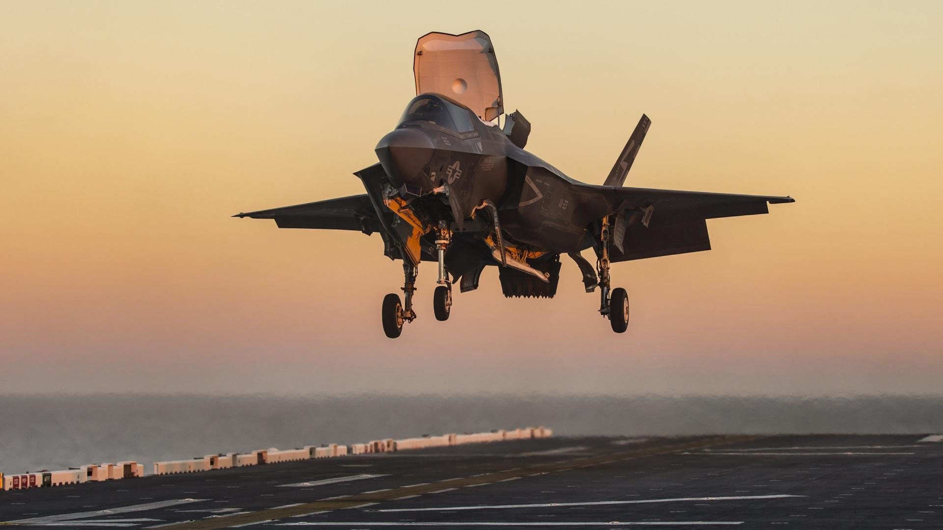 唯一性,夜与光的辩证法—记奥运周期关键战中皮克的封神时刻